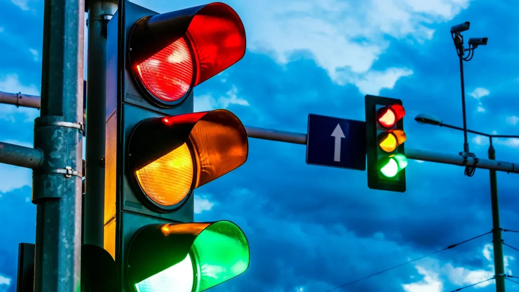 Gov news 19th July 2022 ardorcomm Delhi traffic signals will soon display timers and speed limits