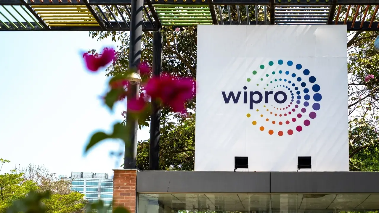 Wipro Cuts FY26 Fresher Hiring Outlook After Soft Q3 Performance