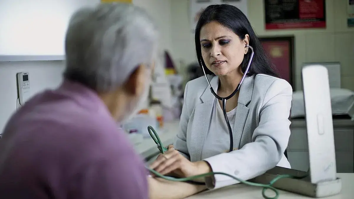 NMC Proposes Easier Norms for New Medical Colleges, Stricter PG Standards in Draft Reforms