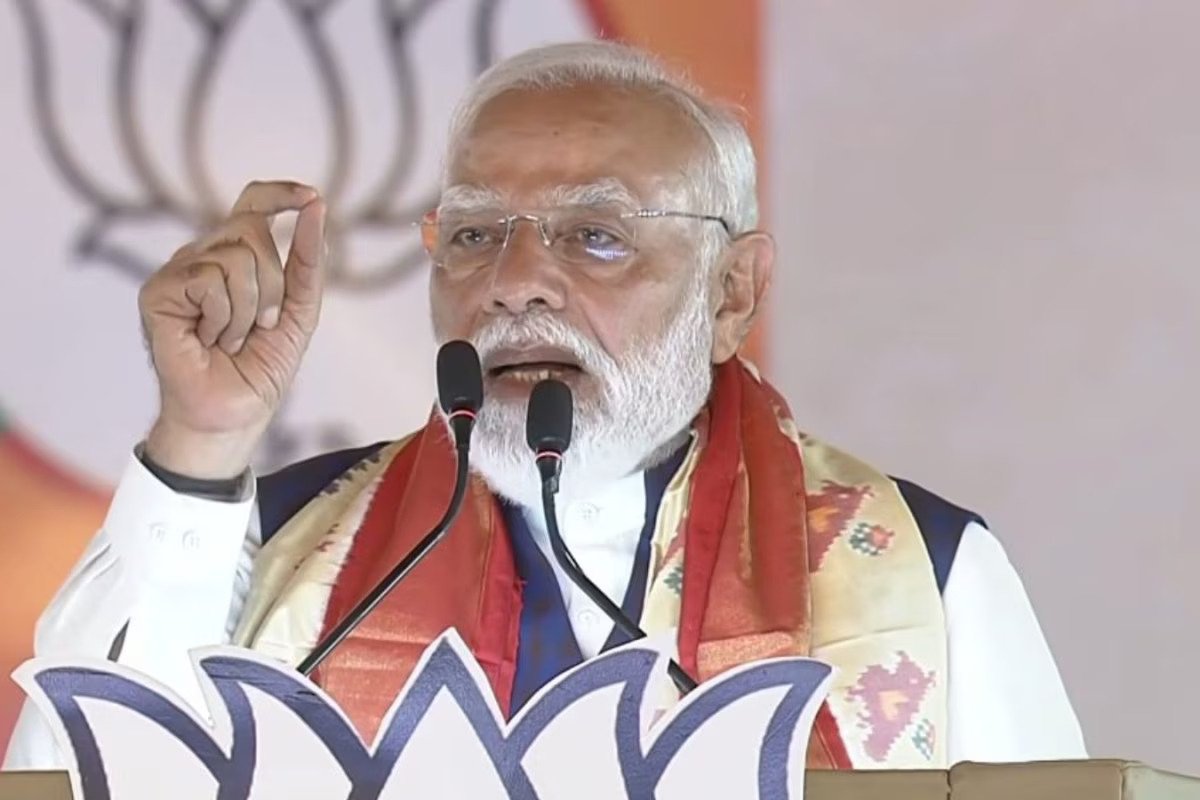 PM Modi Revives Covid-Era Work Culture Habits, Urges Indians to Prefer WFH and Virtual Meetings Amid Global Uncertainty