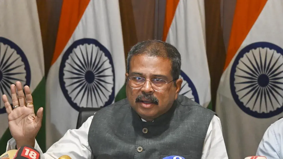 Dharmendra Pradhan Assures Action Over CBSE Evaluation Discrepancies, Takes Responsibility for OSM Issues