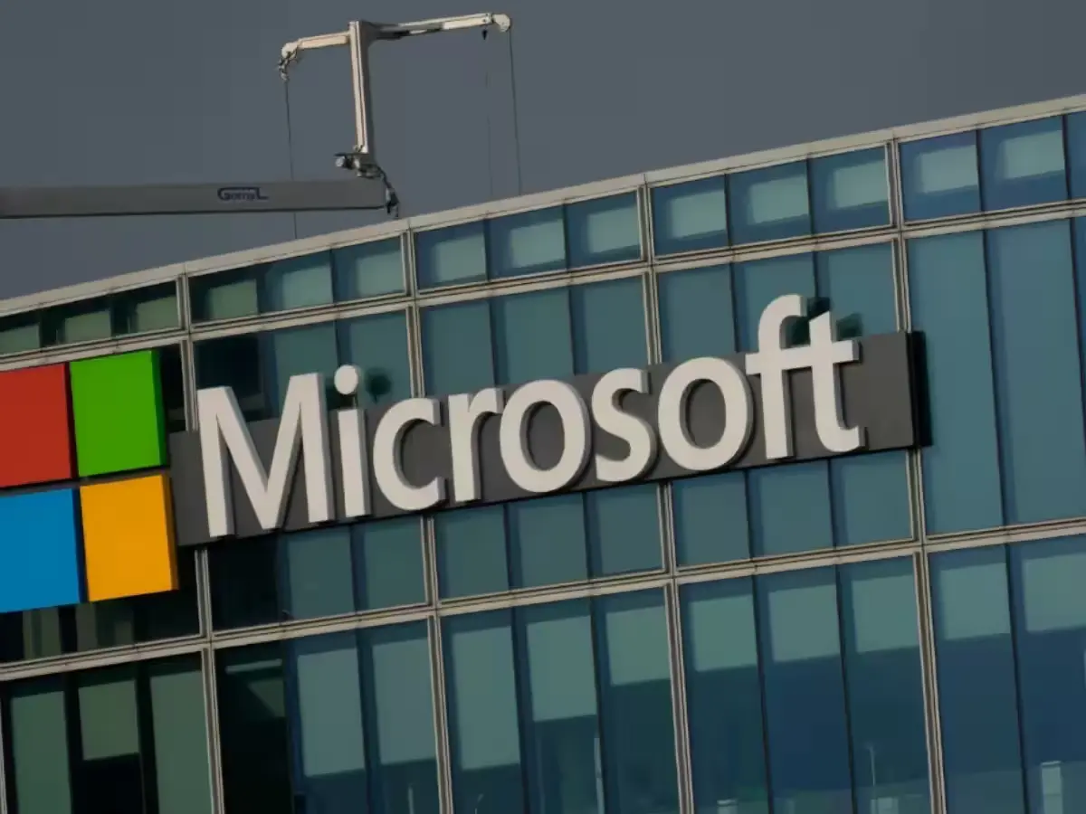 Microsoft Offers Voluntary Buyouts to 60,000 Employees Amid Rising AI Investments